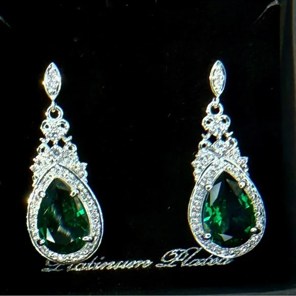 NWT Simulated Emerald, Simulated Diamond Earrings in Silvertone 6.20 ctw NW Box - Picture 7 of 13